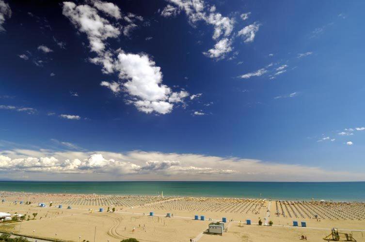 Bibione Palace Hotel Екстер'єр фото